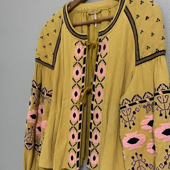 Free People Women’s Embroidered Linen Blend Blouse Jacket Mustard Hippie Boho M - Picture 5 of 12